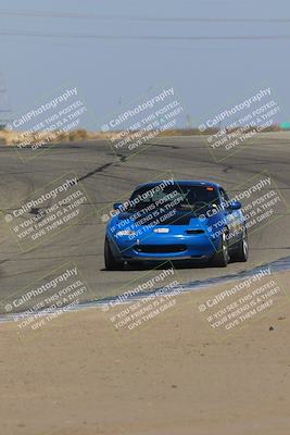 media/Oct-29-2022-CalClub SCCA (Sat) [[e05833b2e9]]/Race Group 3/Qualifying (Outside Grapevine)/